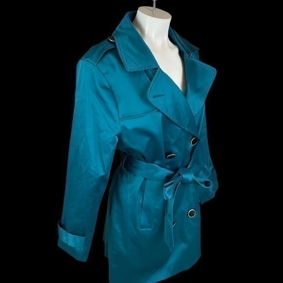 Bob Mackie Wearable Art Double Breasted Coat Belted Waist R2 - Picture 3 of 11